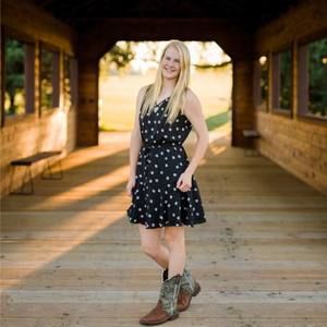 Meet your Posher, Dani